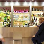 Mercure Centre מלון