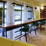 Mercure Centre מלון 4*