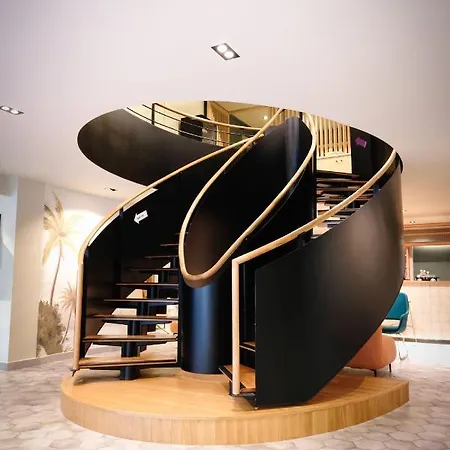 Mercure Centre 4*