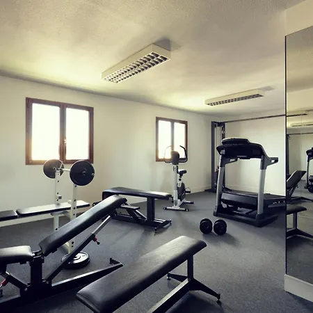 호텔 Mercure Centre 4*