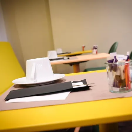 メルキュール センター 4*