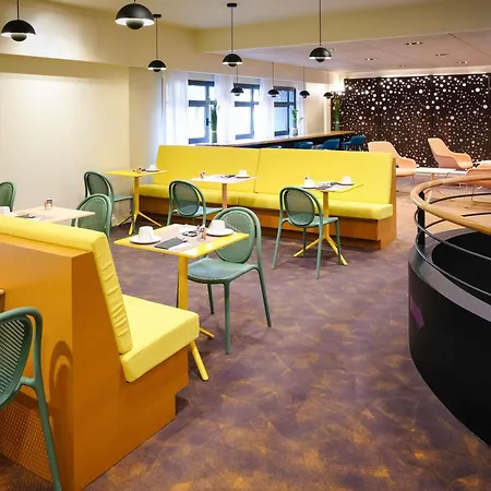 Mercure Centre Hotel 4*