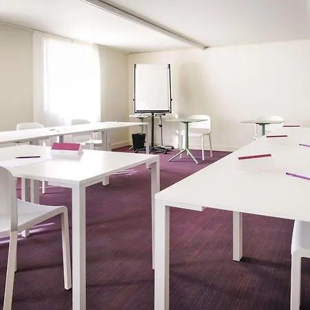 Mercure Centre Hotel 4*