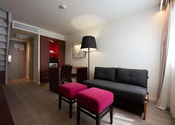 Ξενοδοχείο Mercure Centre 4*