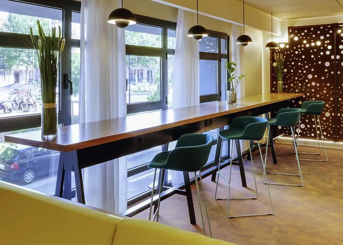 Mercure Centre Hotel 4*