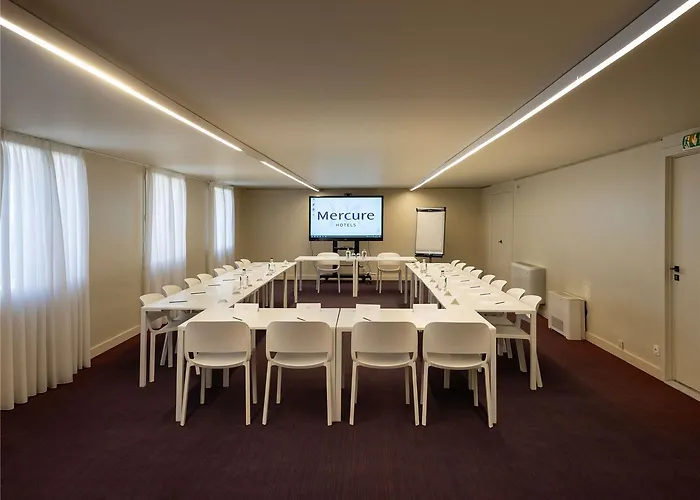 מלון Mercure Centre 4*